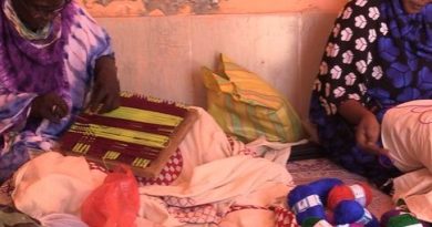 Vidéo. Mauritanie: à la rencontre de braves dames dans la couture et la fabrique de l’encens