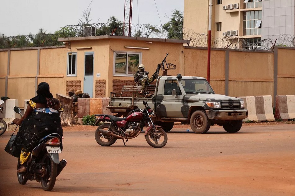 Burkina Faso: une série d'attaques terroristes dans plusieurs localités du pays Burkina Faso: une série d'attaques terroristes dans plusieurs localités du pays