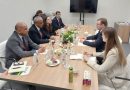 Russie : le ministre des Affaires économiques s’entretient avec le vice-ministre russe de l’Énergie Russie : le ministre des Affaires économiques s’entretient avec le vice-ministre russe de l’Énergie