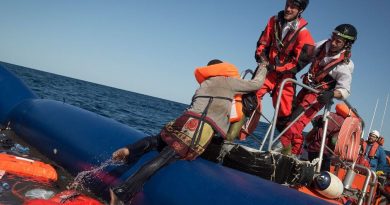 Trafic de migrants vers l’Europe : des centaines de millions de dollars engrangés par les passeurs Trafic de migrants vers l’Europe : des centaines de millions de dollars engrangés par les passeurs
